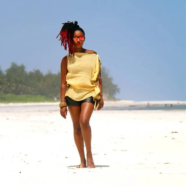 Draped Shemma top, Shorts