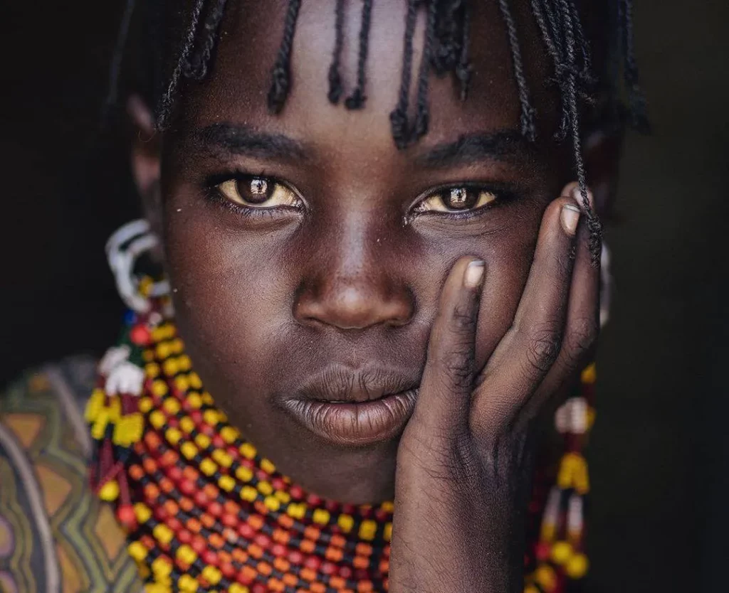 Turkana lake lady