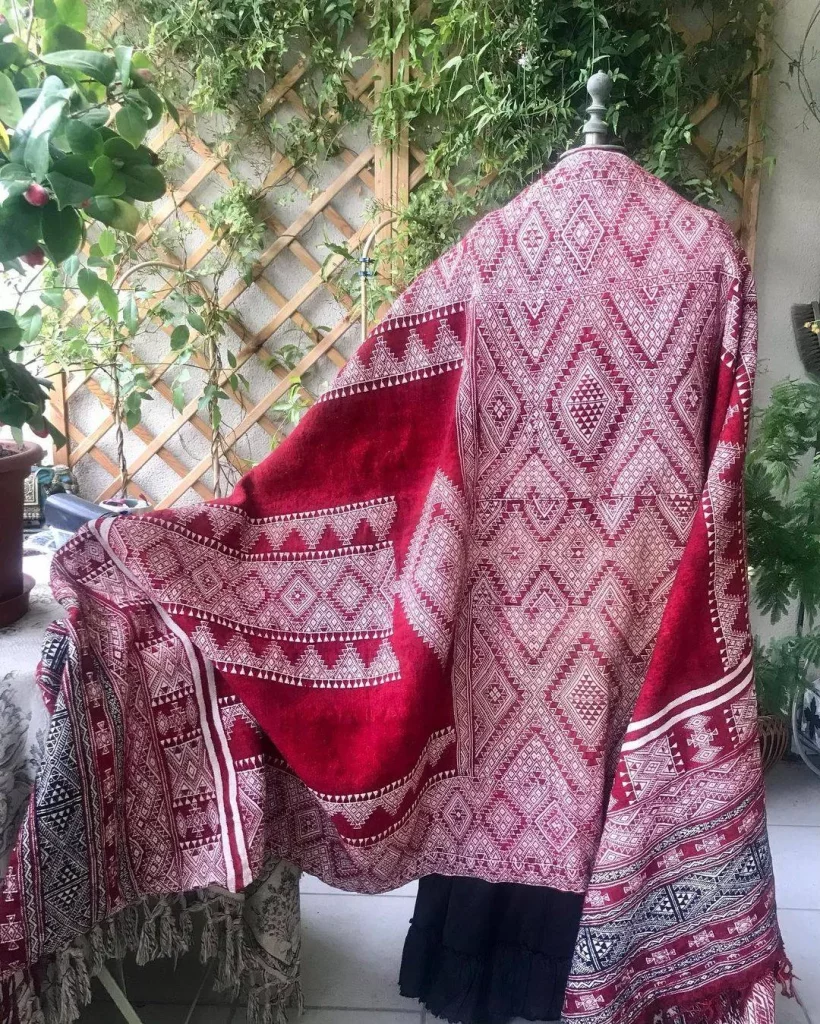 
Old collection bakhnoug carpet 