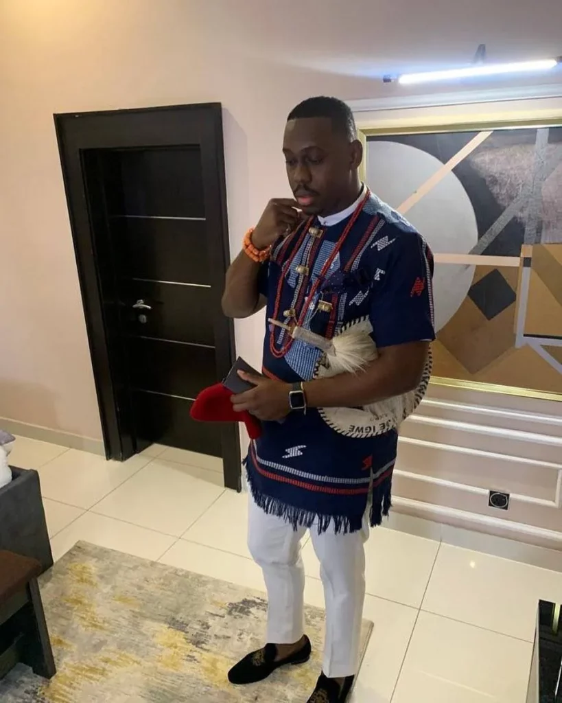 What Materials Do Igbo People Wear