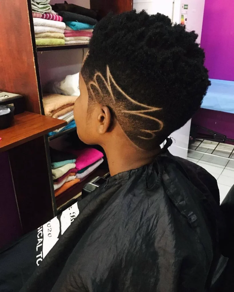 HOTTEST LADIES HAIR CUT