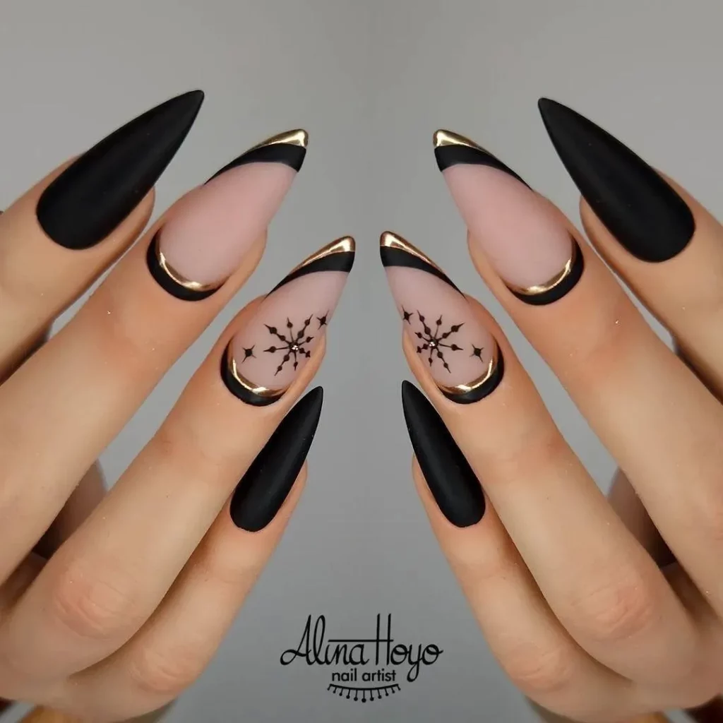 Black V-Tip