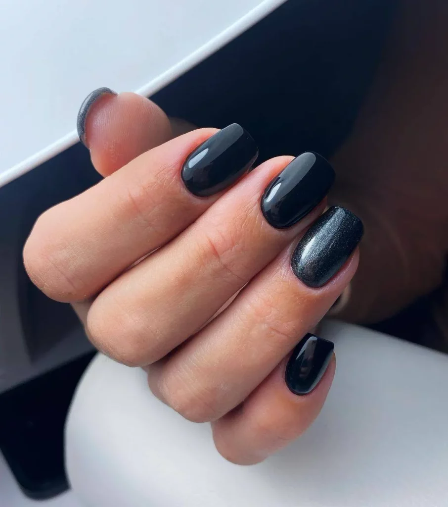 latest fashion nail trend