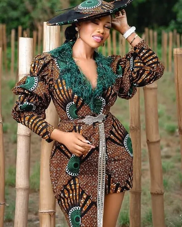 Latest Ankara Short Gown For Sophisticated Ladies
