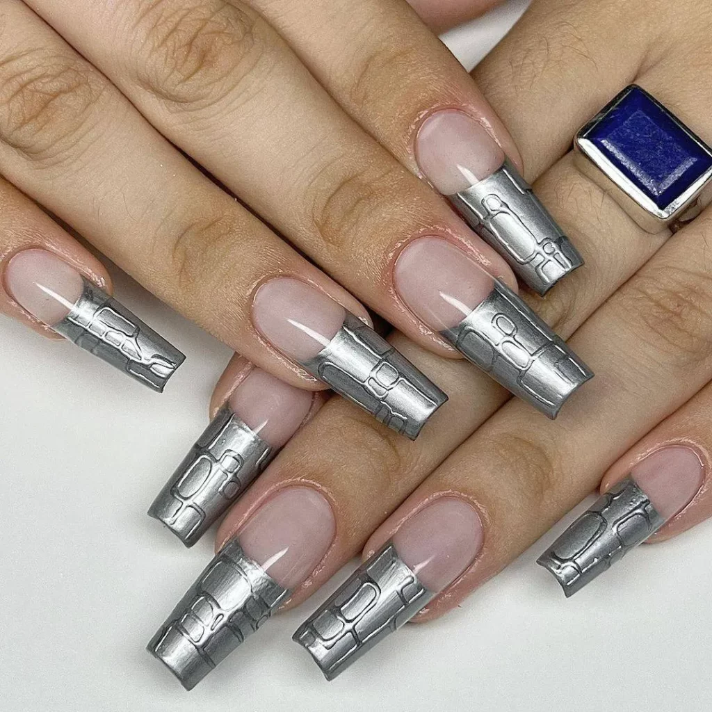 Creative Silver Nail Art Ideas 