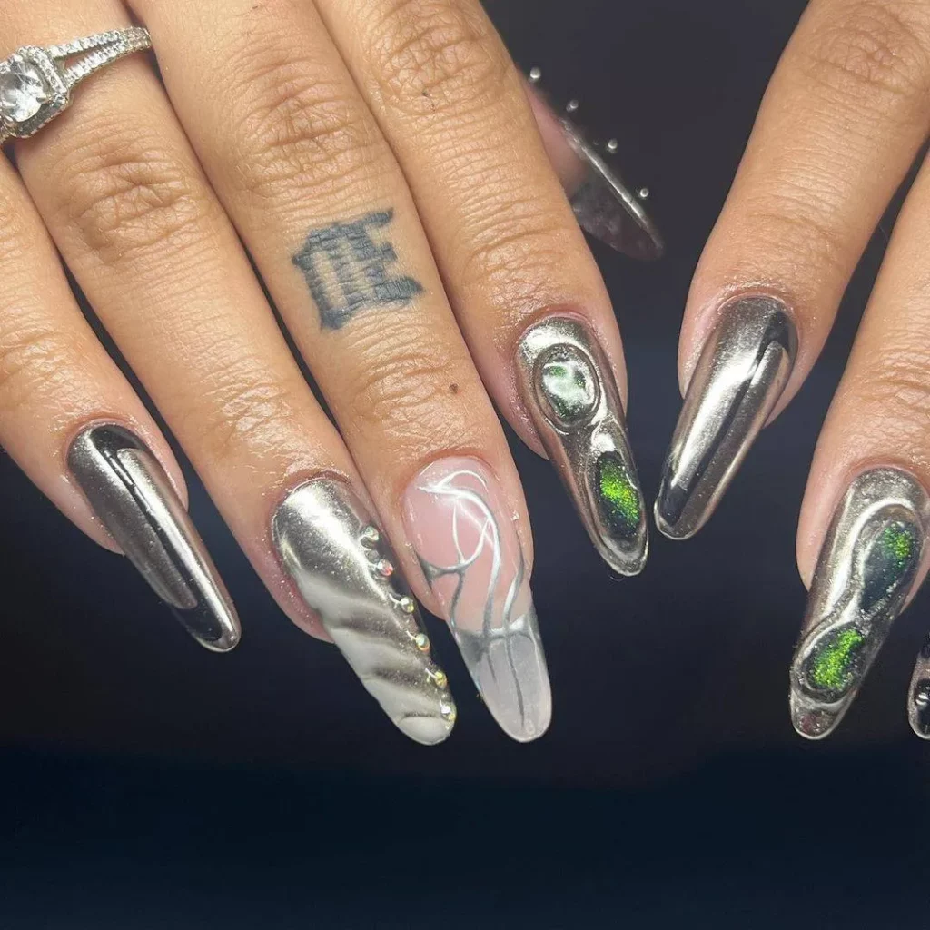 Metallic Silver Nail Design Ideas 