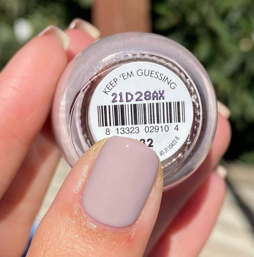 minimalistic taupe nail designs
