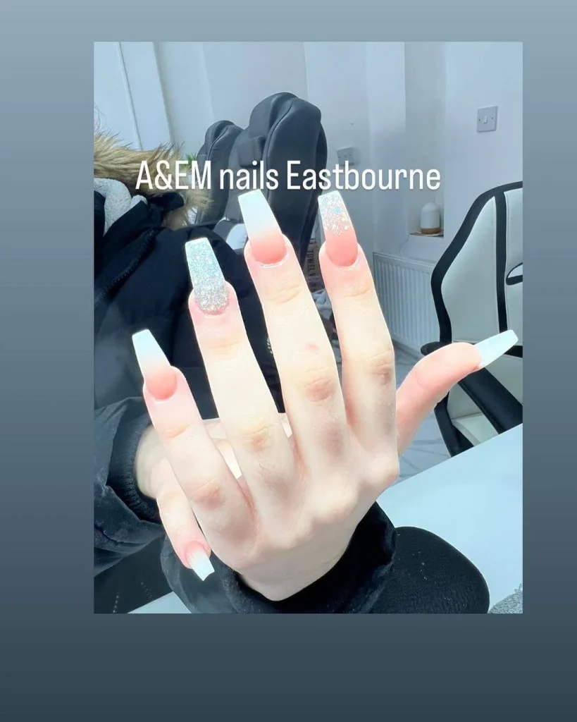 fade nail design