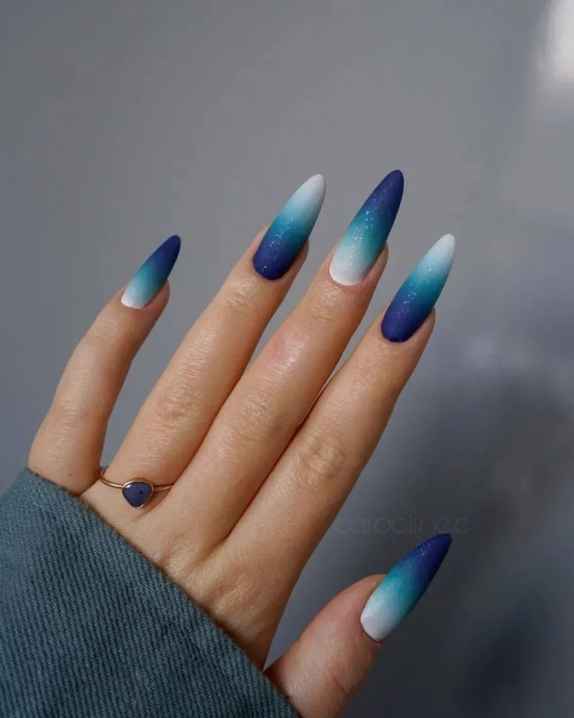 two tone nail art