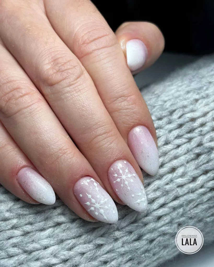 ombre nail design with dots