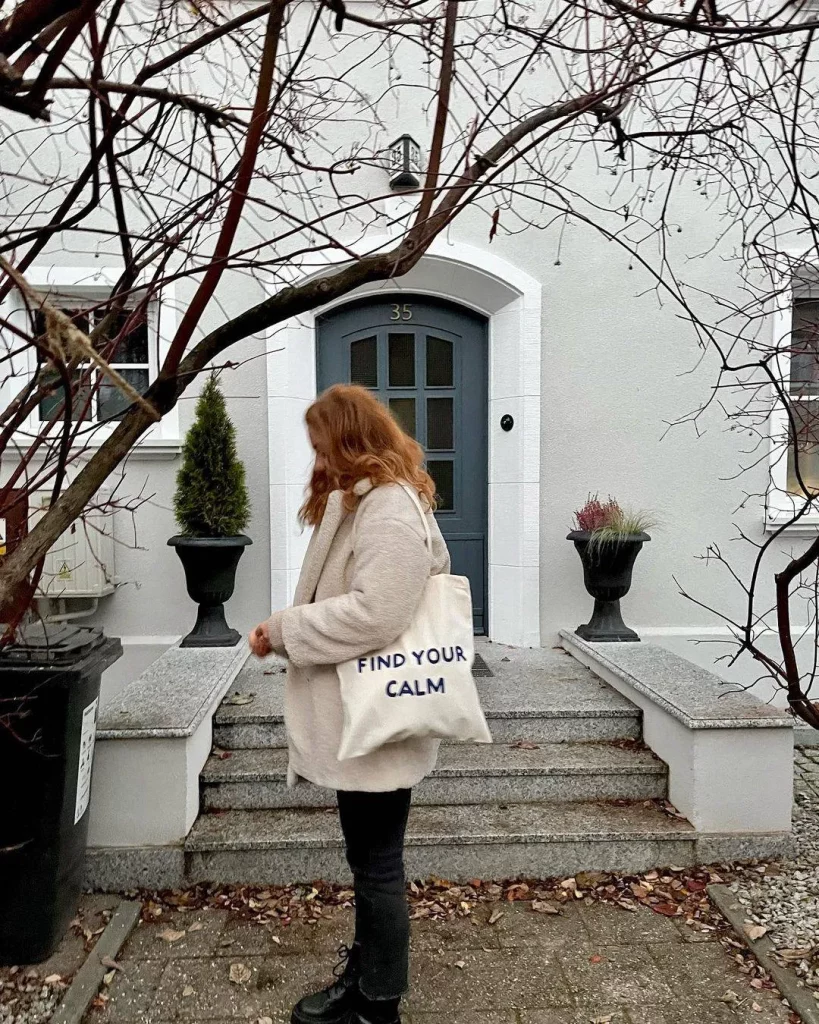 Large tote bag designs
