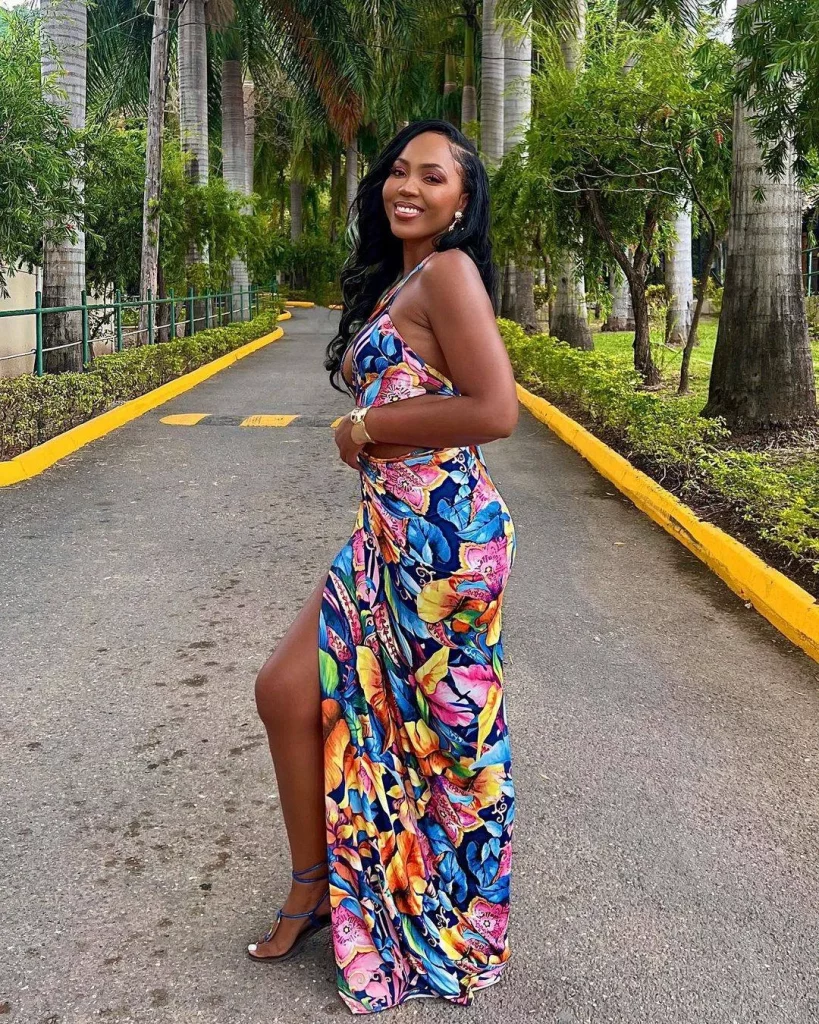 Floral Dress Designs and How to Wear Them 