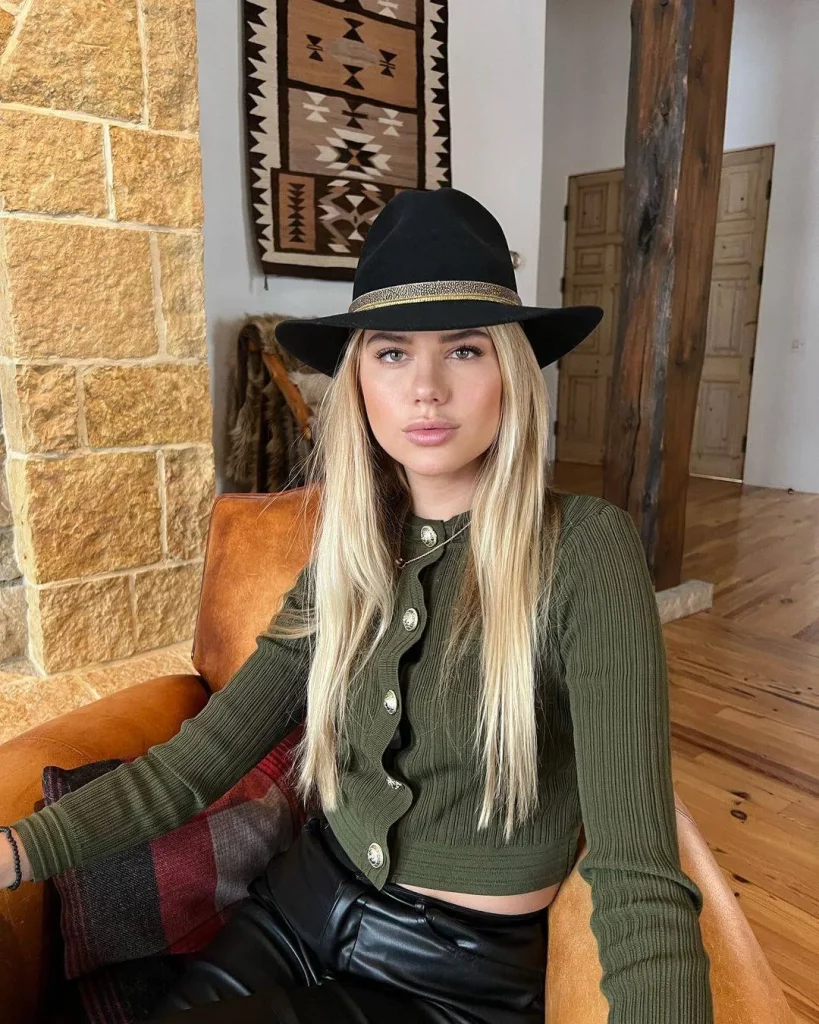 Cowgirl dressing for the office