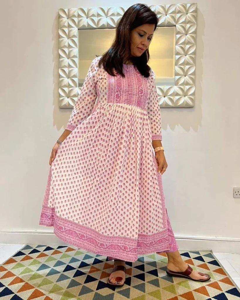 Delhi Boutique Designer Nyra Cut Suit muslin fabric kurta pant and dupatta set