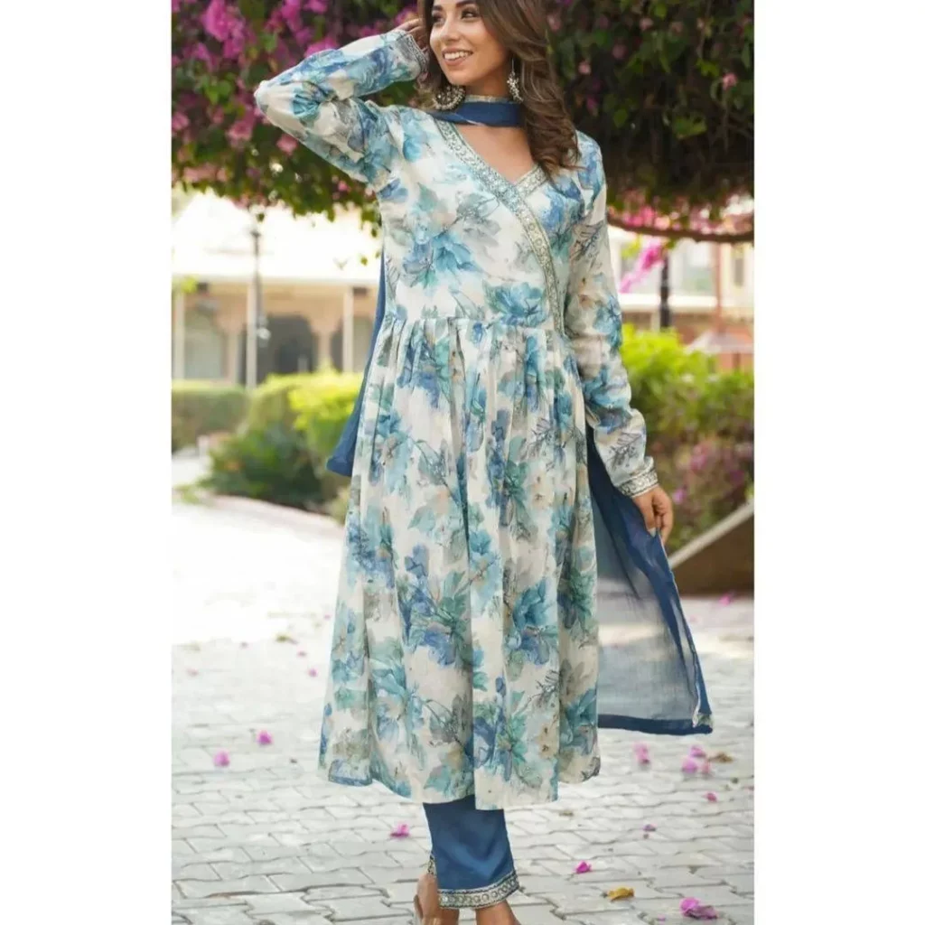 Naira Suit Naira Suit