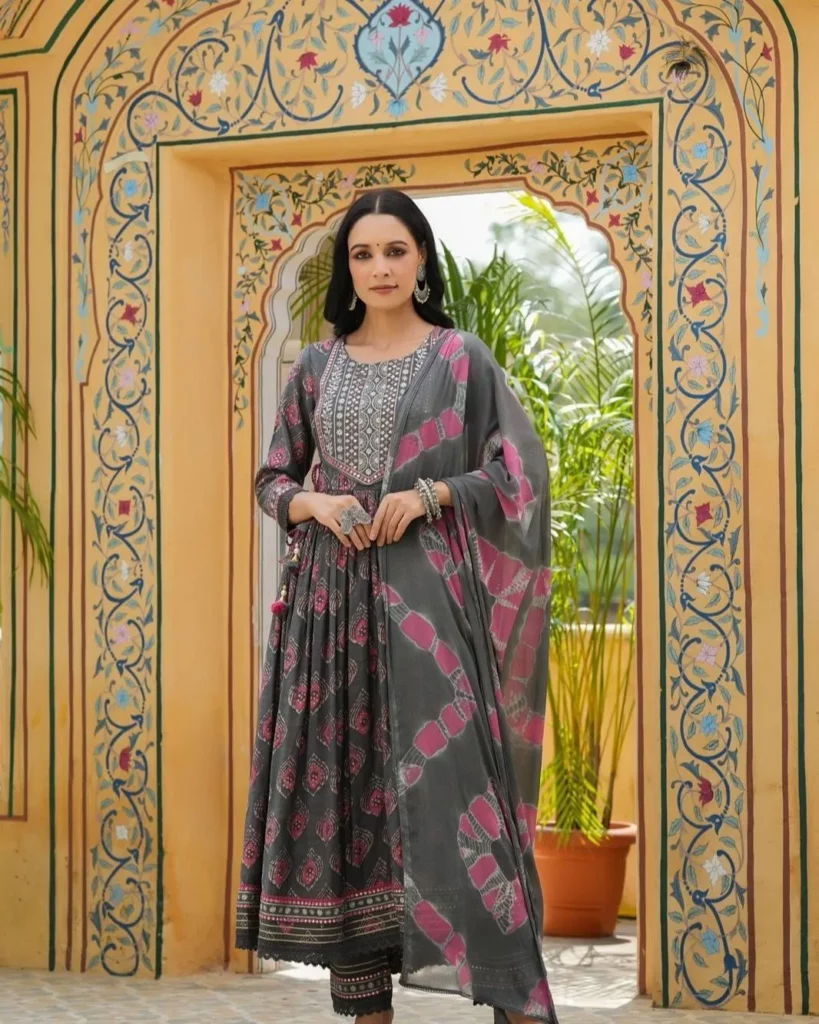 Naira cut suit Gold Nyra cut suit set