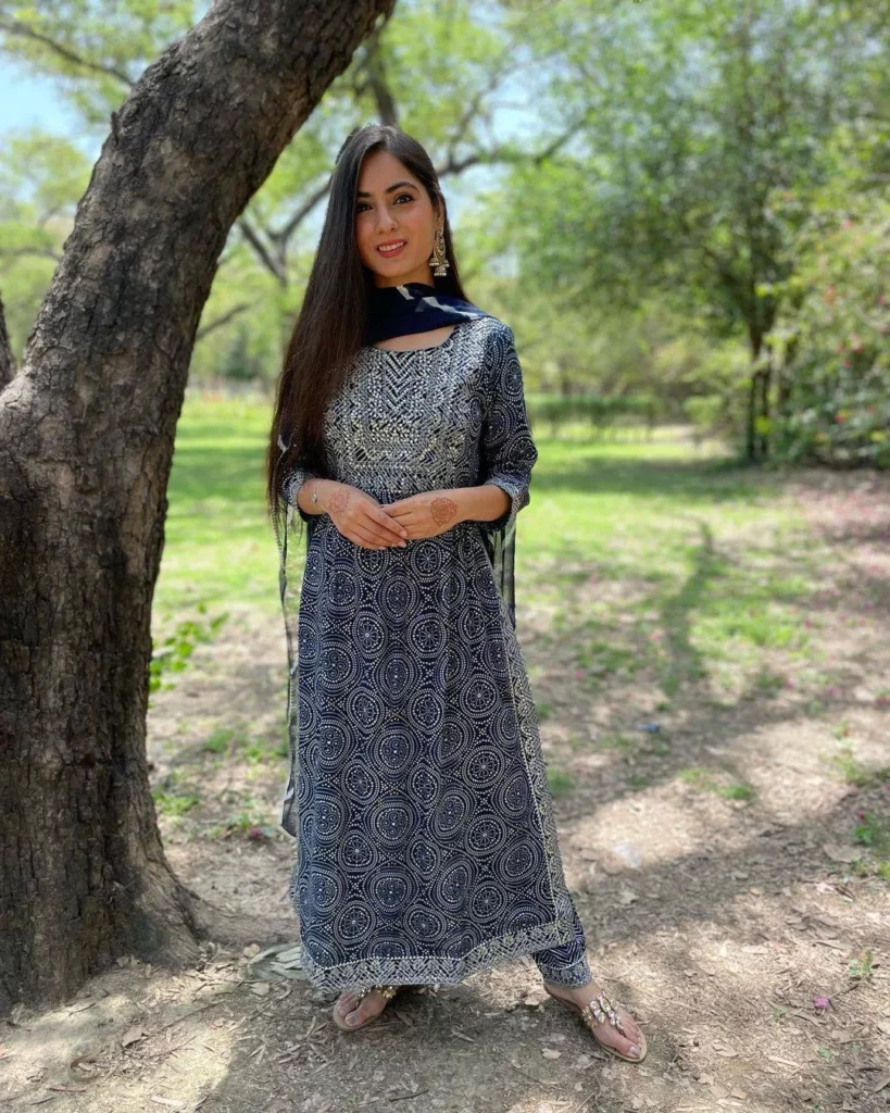 Nyra Cut Kurti Pant Set Nyra Cut Kurti Pant Set