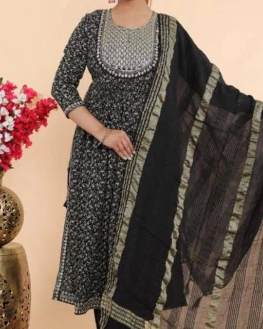Alia cut suit Naira Cut Suit Set Pakistani Designer