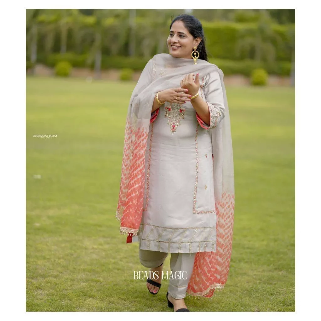 Punjabi Suits for mother of the bride Punjabi Suits for mother of the bride