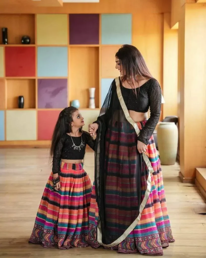 Lehengas for Girls How to not look fat in lehenga?