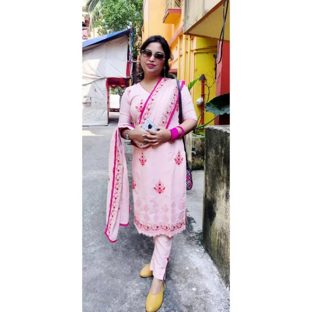 Churidars, the redefined form of the traditional Indian attire, Salwar Kameez