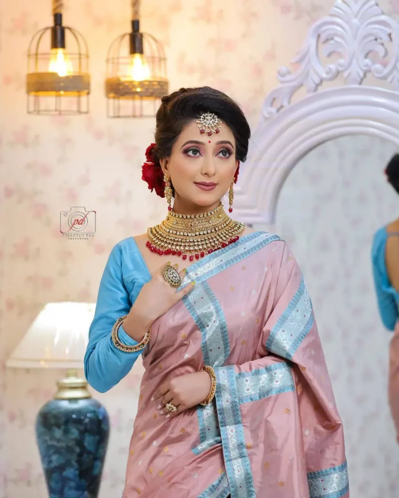 traditional handloom Assamese dress 