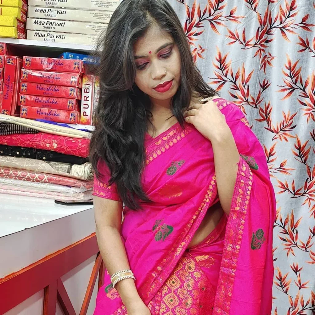 Mekhela Sadowr