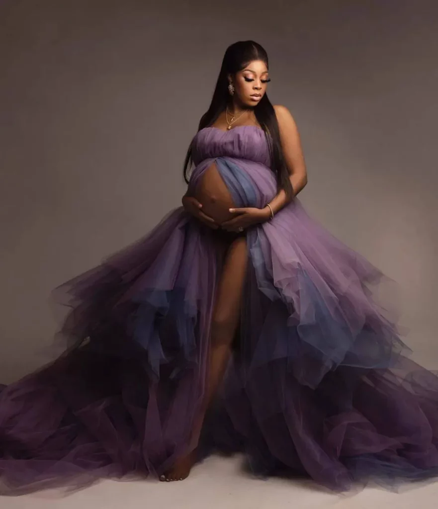Girl Maternity Pictures