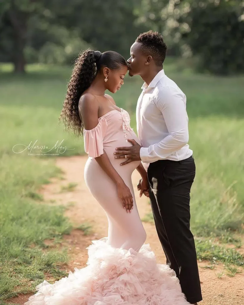 dress ideas for pregnancy pre wedding photoshoot