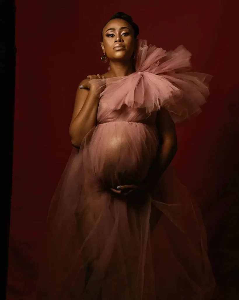 Pregnancy photoshoot outfit
