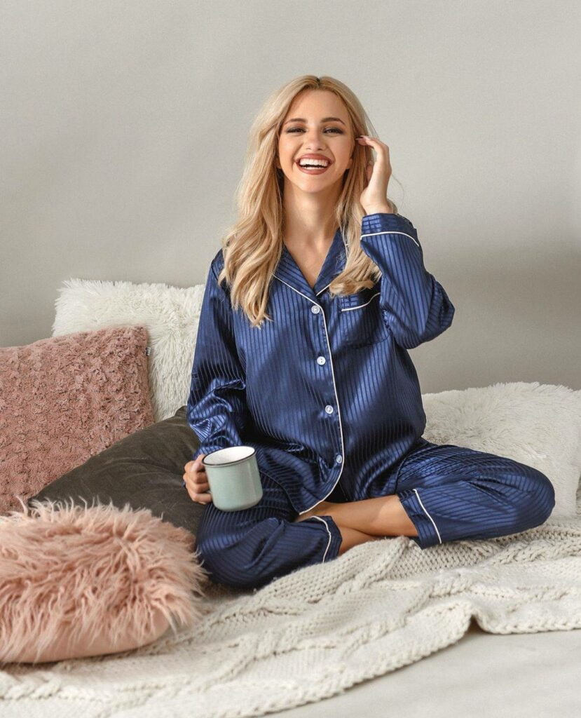 Types of Women's Satin Nightgowns and Pyjamas