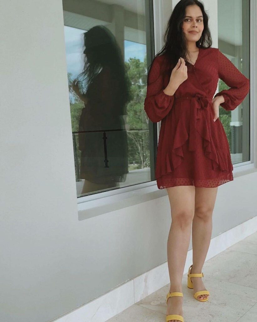 Chiffon belted dresses for ladies