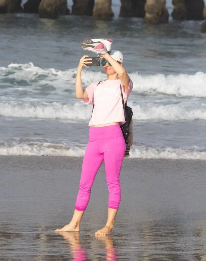 Pink leggings for women
