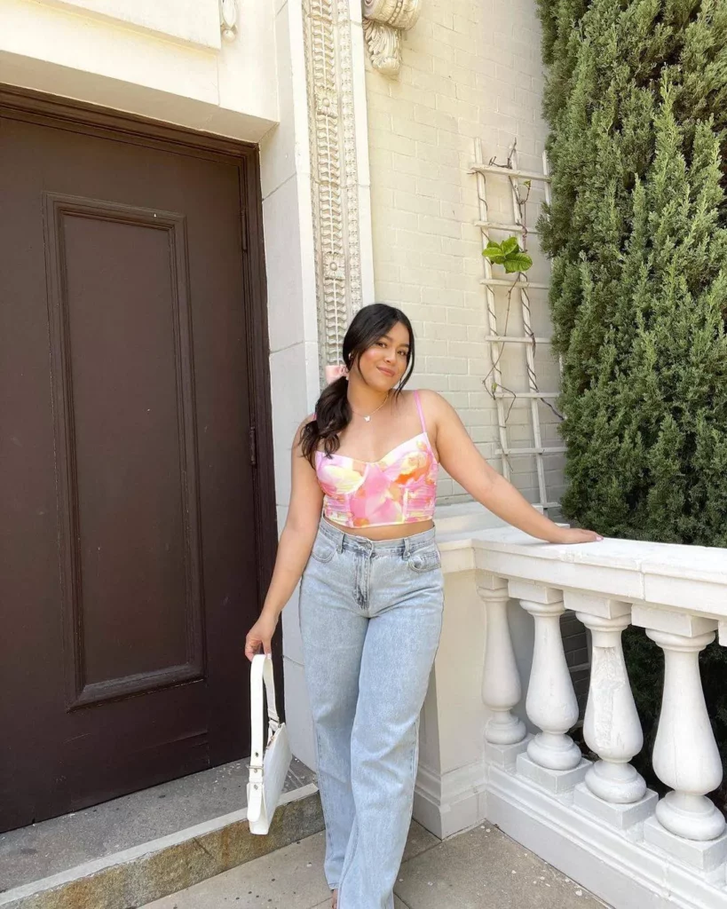Pink activewear tops
