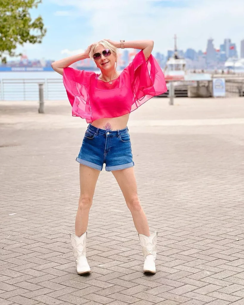 Pink lace tops for her