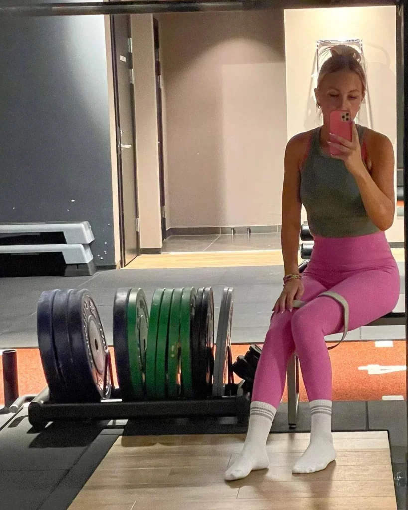 Pink yoga pants for women