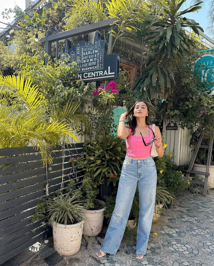 Pink tank tops for women