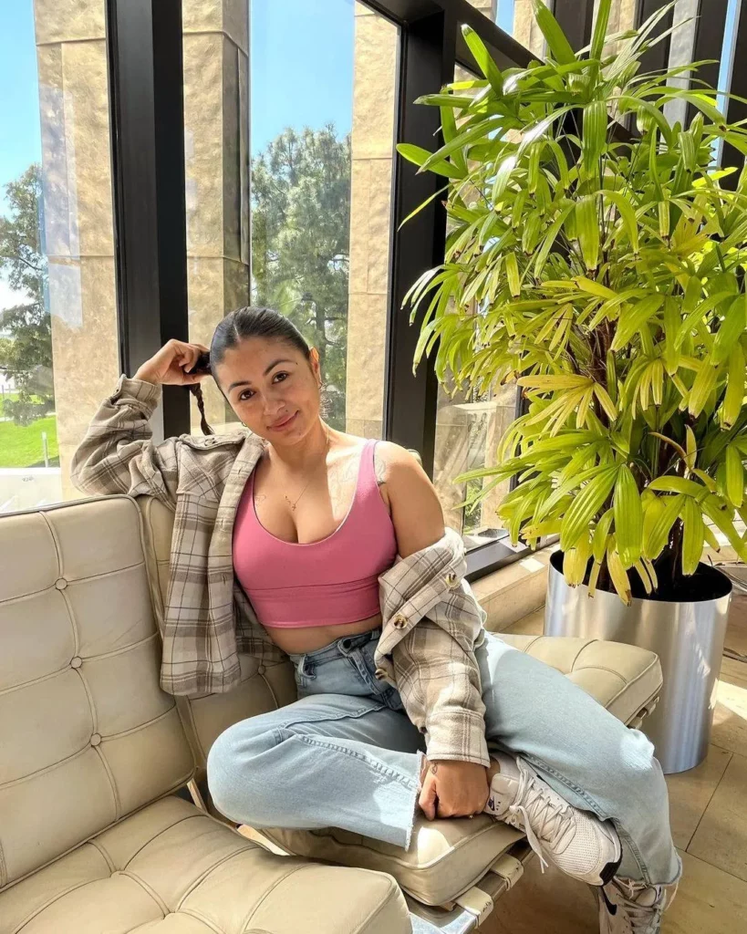 Ladies' pink tops