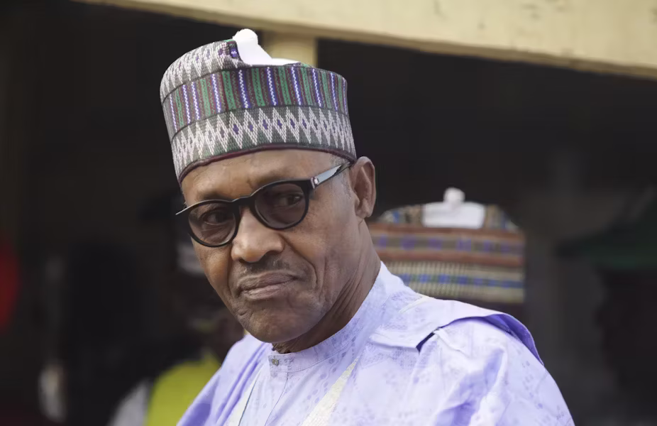 Buhari's Govt Borrowed $400 Billion To Stabilise Naira - Lawmaker Reveals